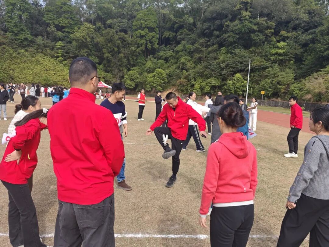 屏幕截图 2025-11-30 212951(1).png