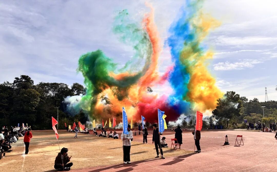 屏幕截图 2025-11-30 213306(1).png