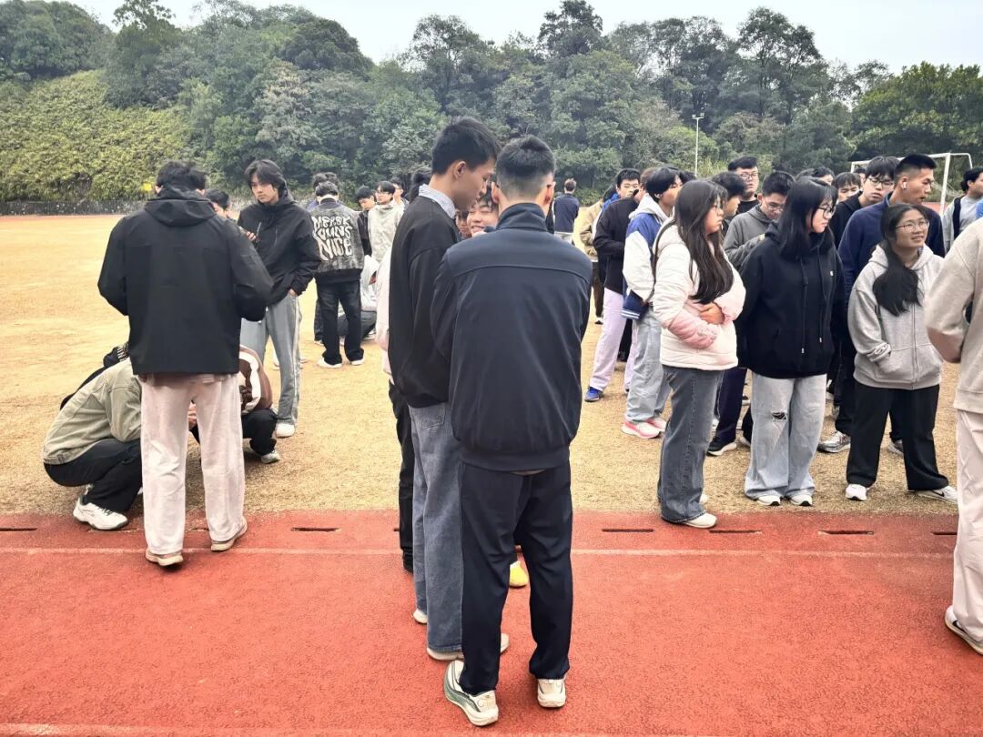 屏幕截图 2025-12-06 140124(1).png