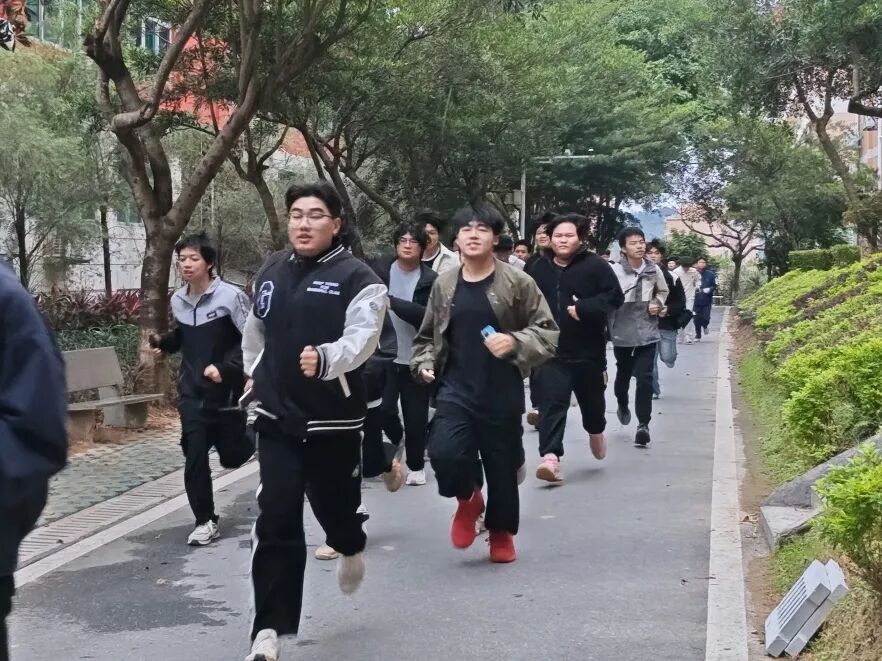 屏幕截图 2025-12-06 140024.png