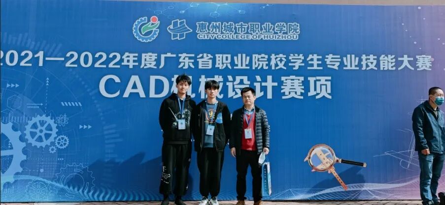 Ļͼ 2025-10-10 161357.png