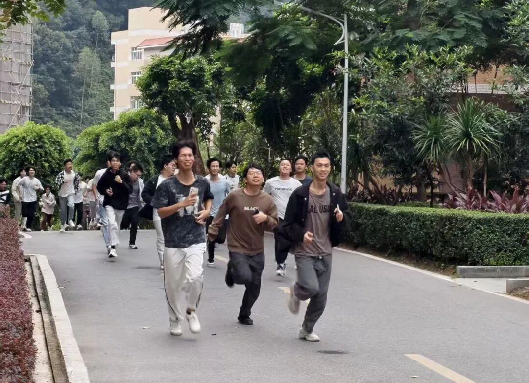 Ļͼ 2025-10-29 223714(1).png