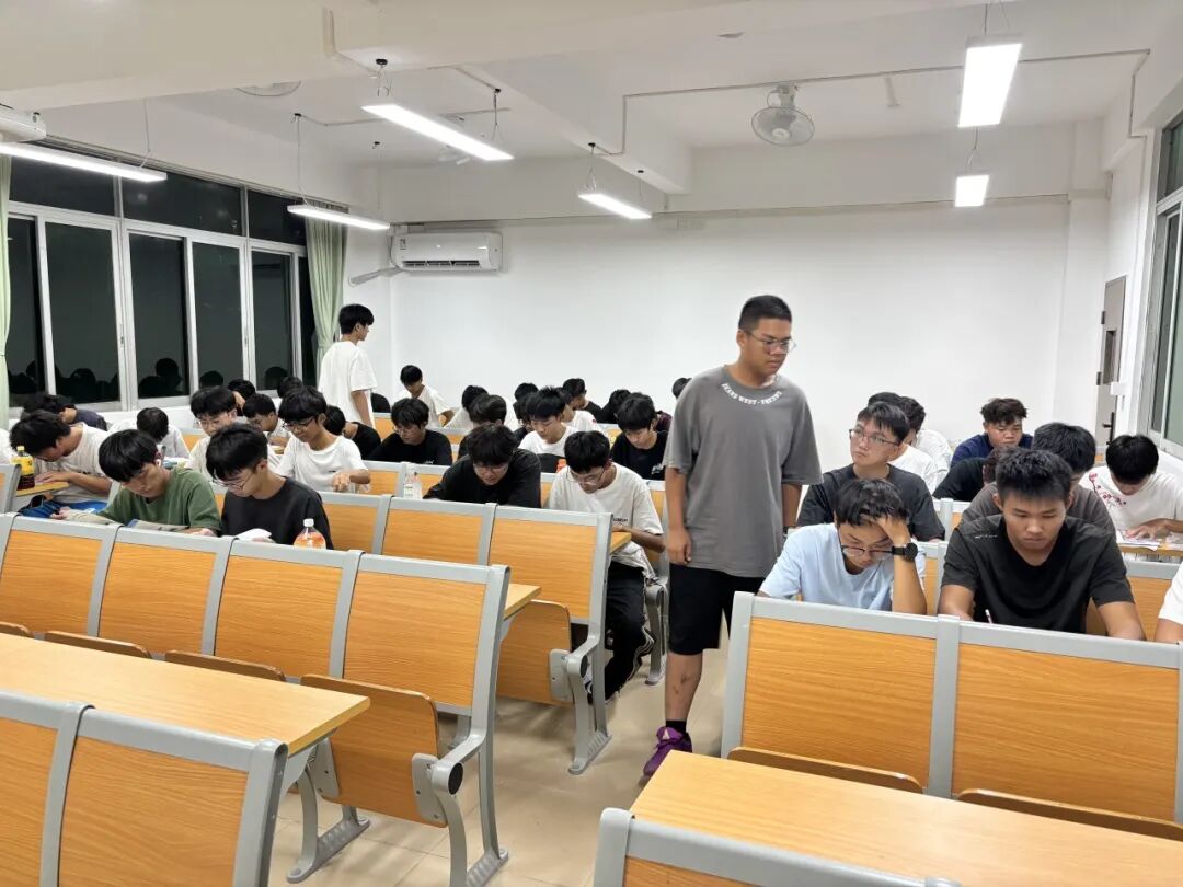 屏幕截图 2025-10-19 141807.png