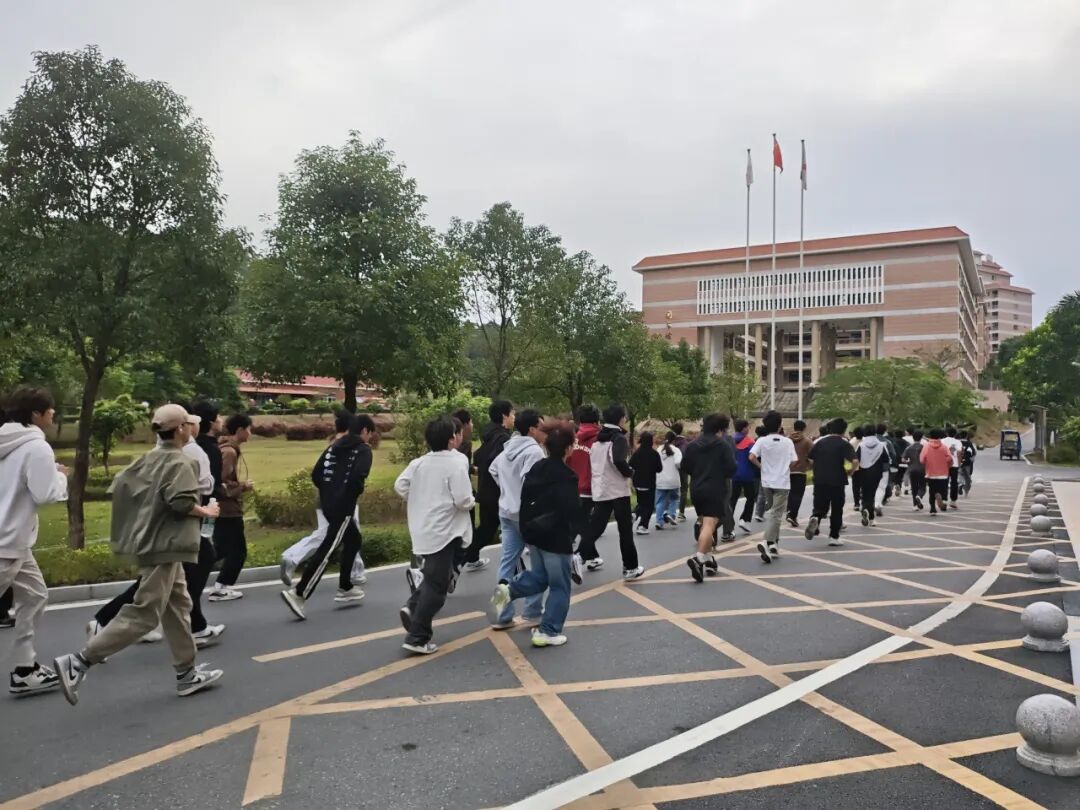 Ļͼ 2025-11-16 213657.png