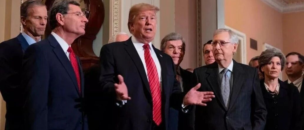 突发，暴跌32.9%！美国史上最惨GDP来了！美股大跌500点，欧洲也崩了！特朗普放大招：建议推迟大选