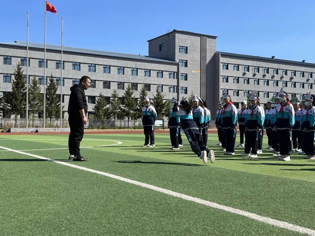 嫩江市墨尔根小学:落地生本教育,增进课堂实效——记我校体育片区教研