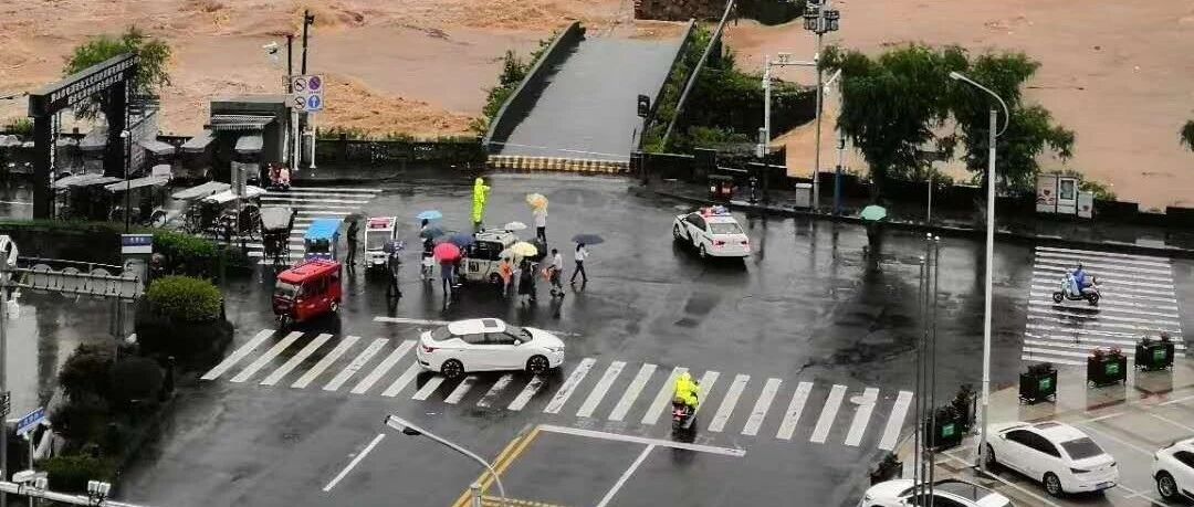 安徽歙县今天下午高考数学继续延期！