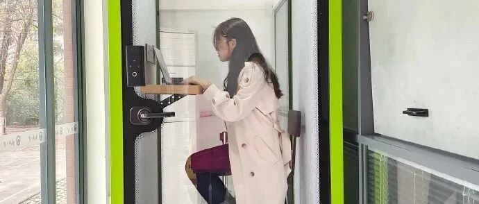 在宿舍面试尬到脚趾抠地？多所高校有新福利！