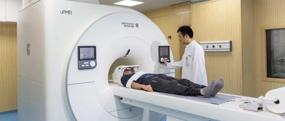 全能影像诊断设备：一体化PET/MR