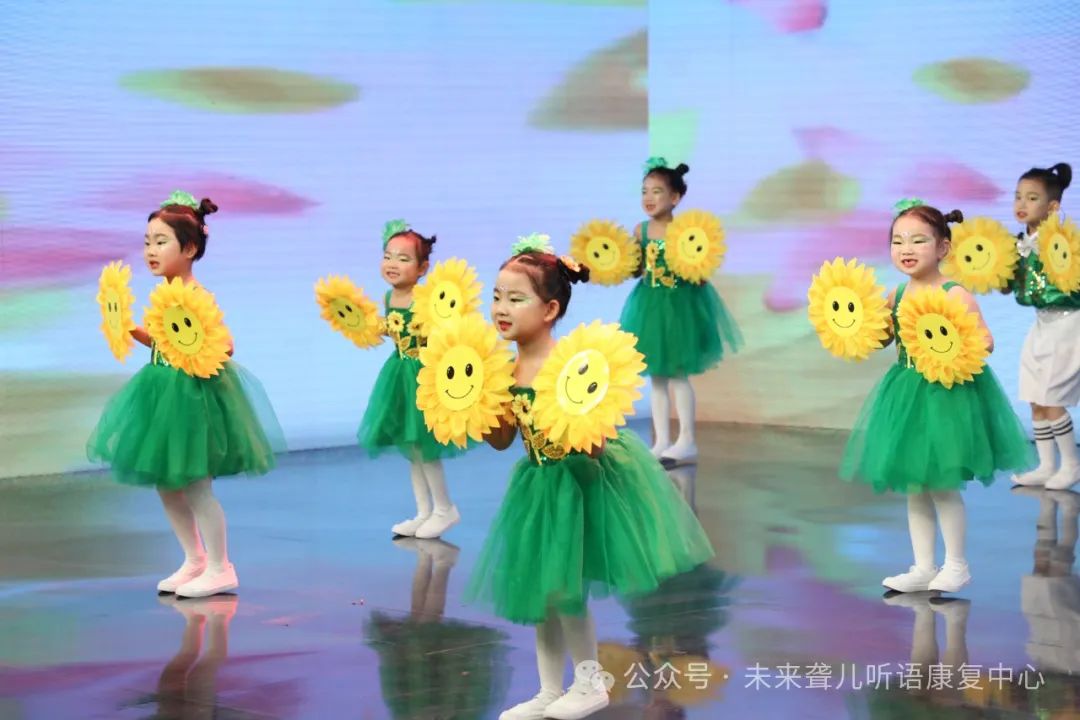 耳蜗宝宝