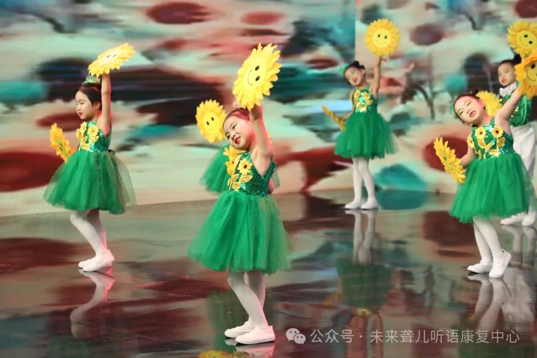 耳蜗宝宝