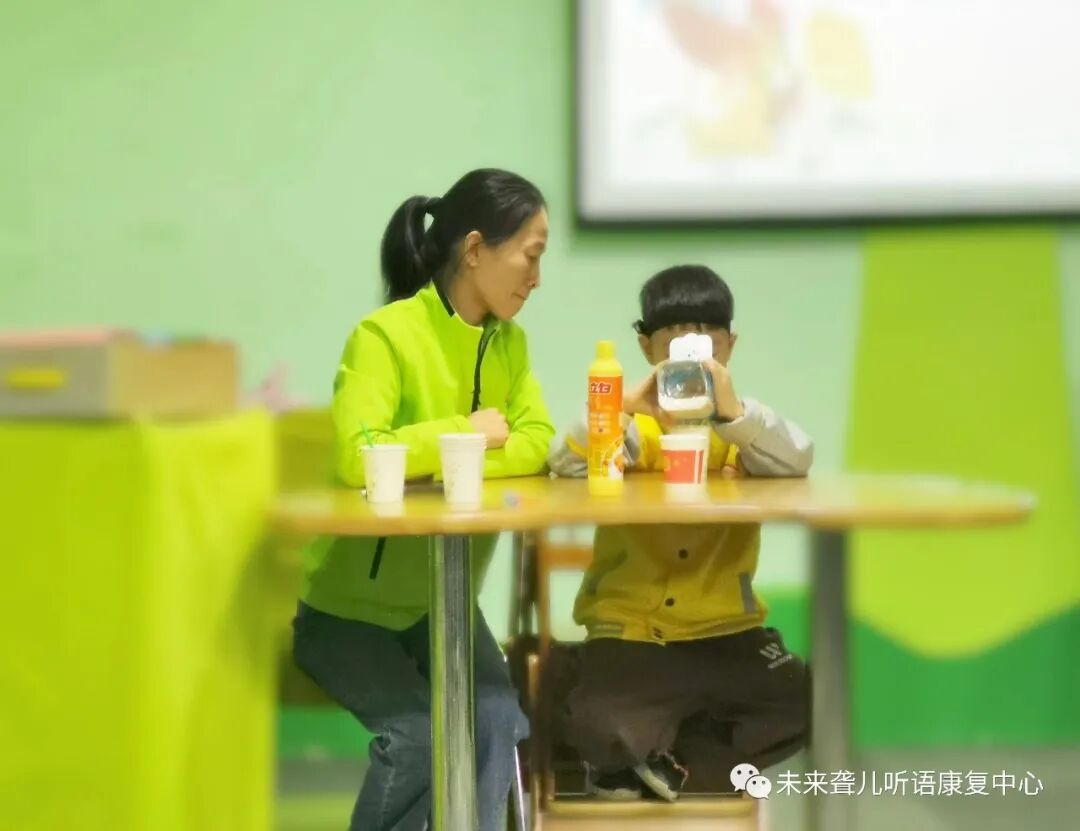 特殊教育教师互看互学