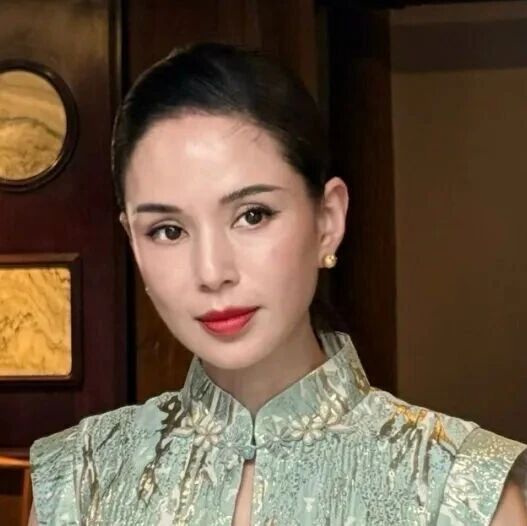 李若彤回怼&ldquo;连姑姑都下沉演短剧了&rdquo;:我是演员,又不是天上神仙,角色合适就愿意演