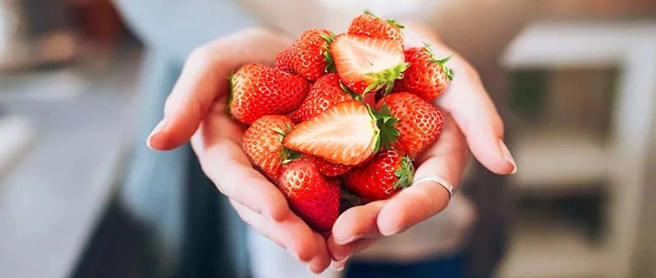 遇见小面x每日优鲜 | 鲜甜草莓来袭，治愈你的节后油腻感