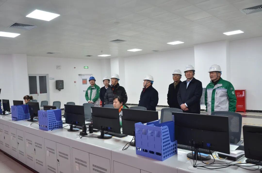 新春慰问暖人心，坚守岗位显担当丨集团党委书记、董事长滕鸿儒慰问春节坚守岗位职工