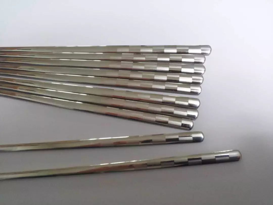 铁筷子才不是什么独门暗器人家美着呢