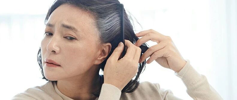 警惕！长白发可能预示健康问题
