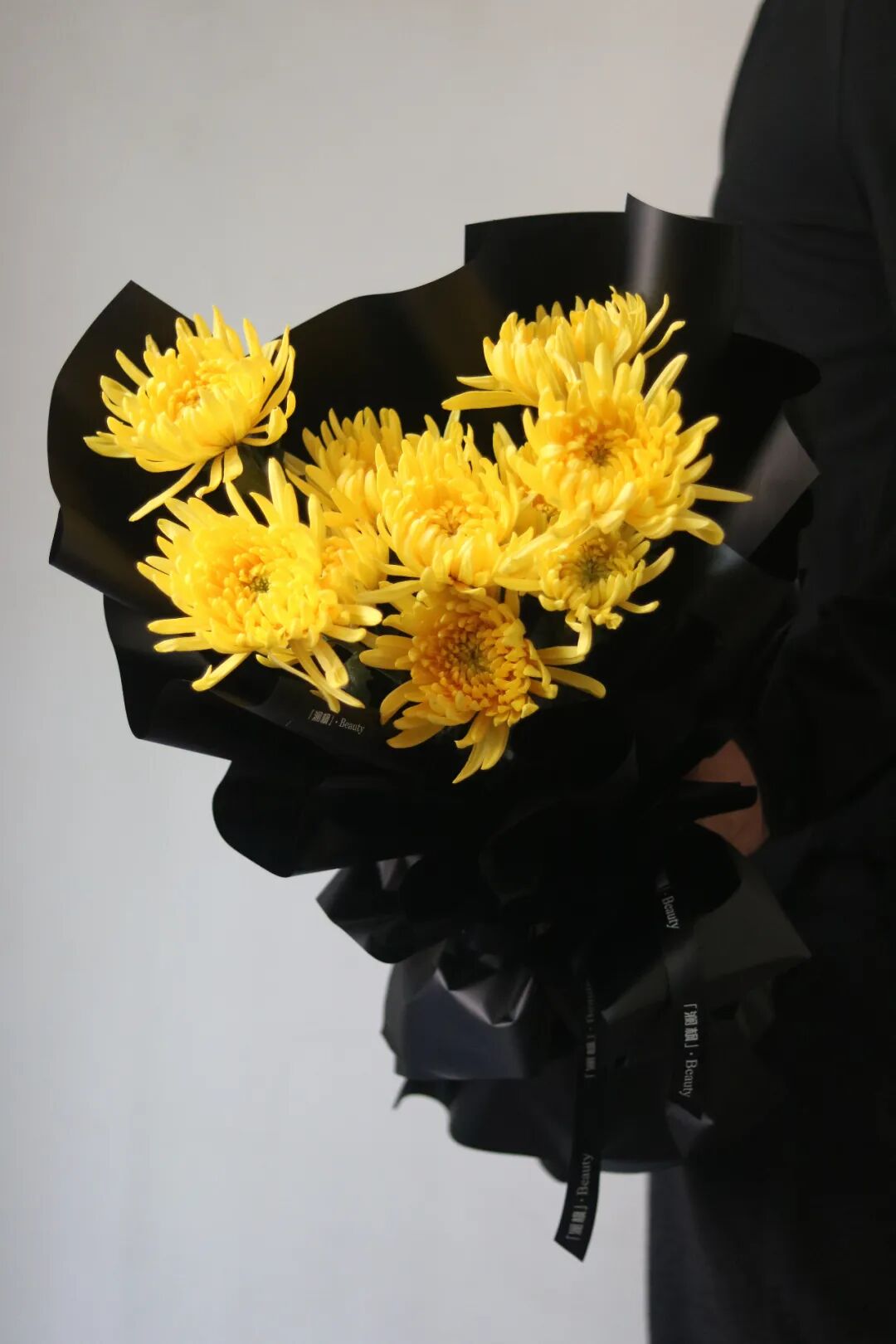 多地通知清明“云祭扫”或错峰祭扫，花店该怎么办？