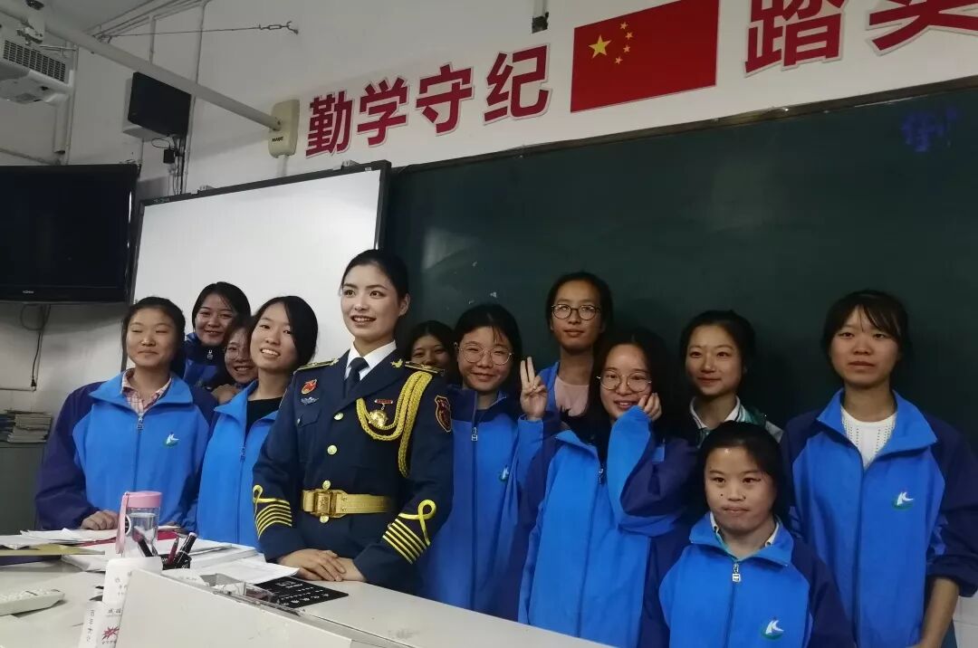 今年有阅兵仪式吗2019_2019年阅兵仪式直播_2019年阅兵仪式作文