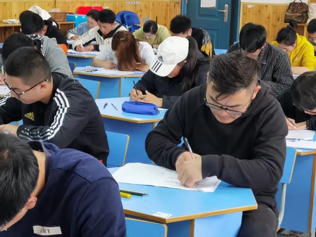 高中体育教案模板范文_小学体育教案范文_中学体育教案模板范文