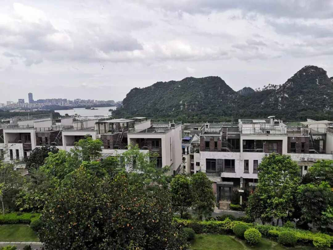 【星湖名郡】炸场!肇庆星湖旁别墅:仅8846元/平起!