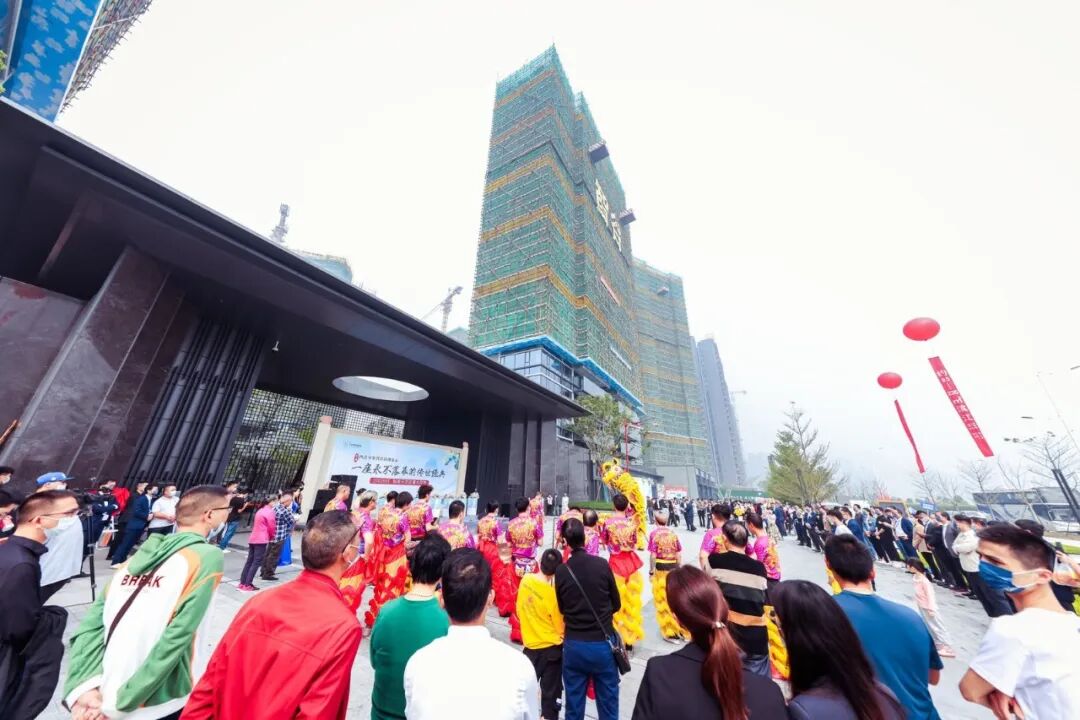 四会中集智谷厉害了仅仅是城市会客厅开放就让整个肇庆为之疯狂ta到底