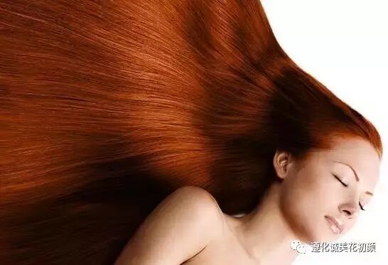 今天小美就为大家推荐一款植物性染发剂 0% ammonia 氨 0% parabens苯