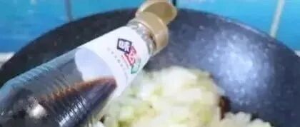 不论男女，晚上空腹吃点它，降糖，降压，相当于慢跑2小时！