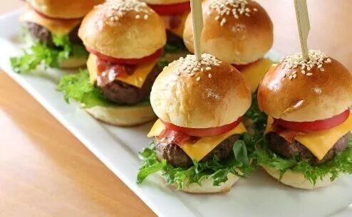 户外婚礼可以给来宾们准备什么食物呢？