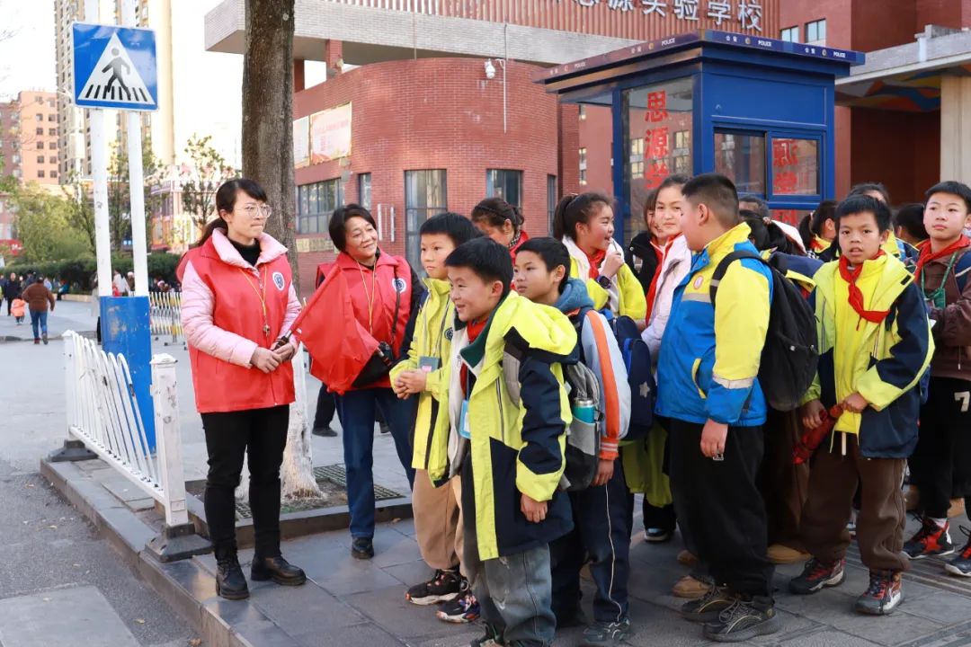 惠水县思源实验学校全面推动校园安全育人目标高质量发展
