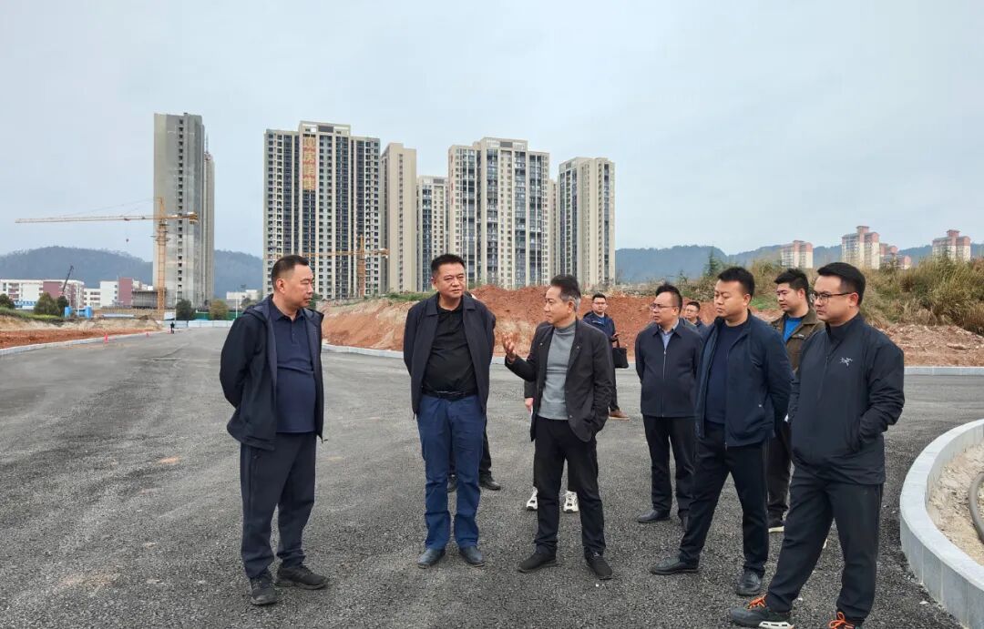 郑绍峰徐光信调研重大项目建设