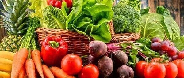 新饮食指南强调健康的饮食习惯，但缺乏添加糖的改变建议