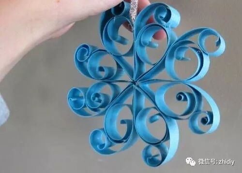 讓你躺在被窩看雪花！紙藝 DIY 的雪花，美的太出眾