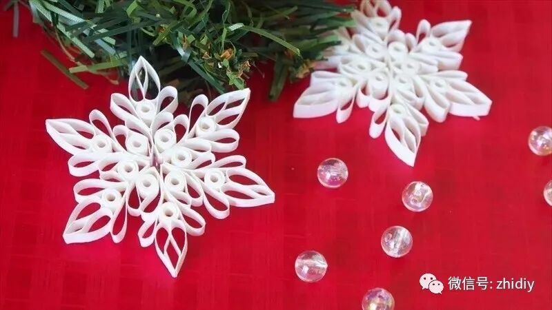 讓你躺在被窩看雪花！紙藝 DIY 的雪花，美的太出眾