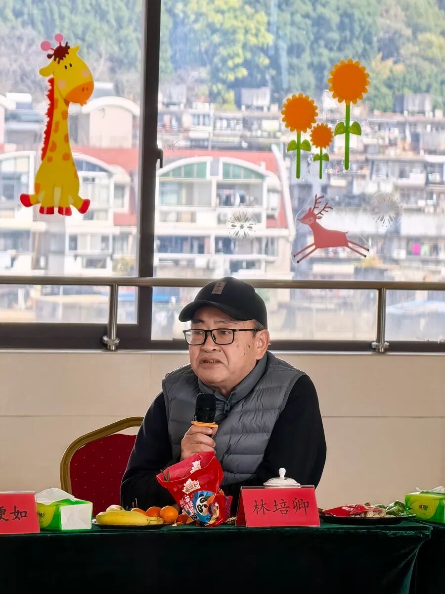 107.jpg