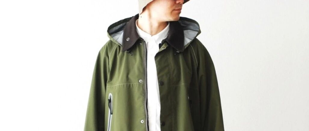 别只盯着经典看，时髦的 Barbour 联名款也很好