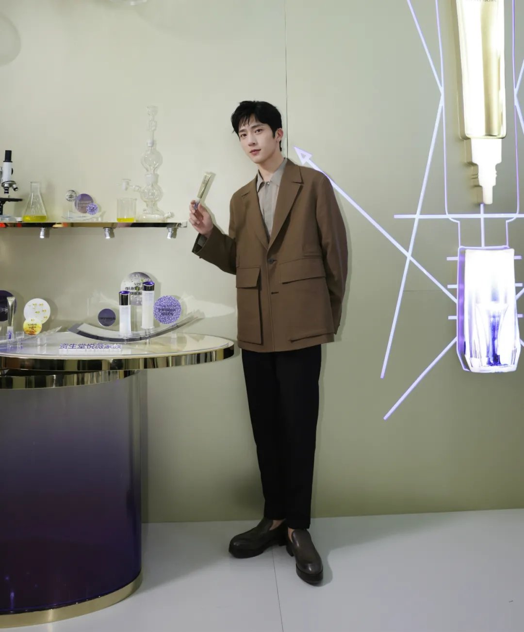 摩福男人展:男星穿搭丨凭什么男模比男星更会穿? 摩福男人展:男星穿搭丨凭什么男模比男星更会穿?