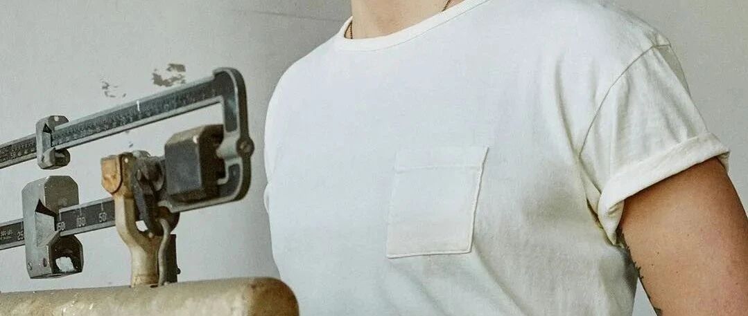 “小细节，大味道”的「口袋TEE」，夏季零层次穿搭的福音！