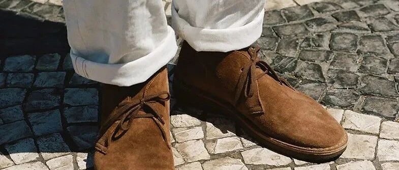 把质感穿在脚下，「绒皮鞋」也是男人夏天的率性之选