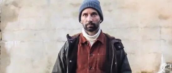 再优雅的法国人，40岁穿工装也会穿成油腻的中年男子？