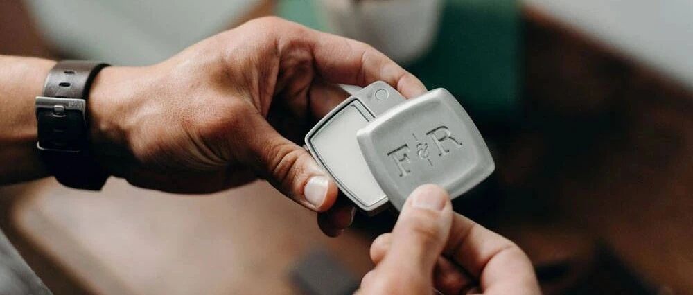 夏日溢香，「固体香水」更适合最 Man 的你