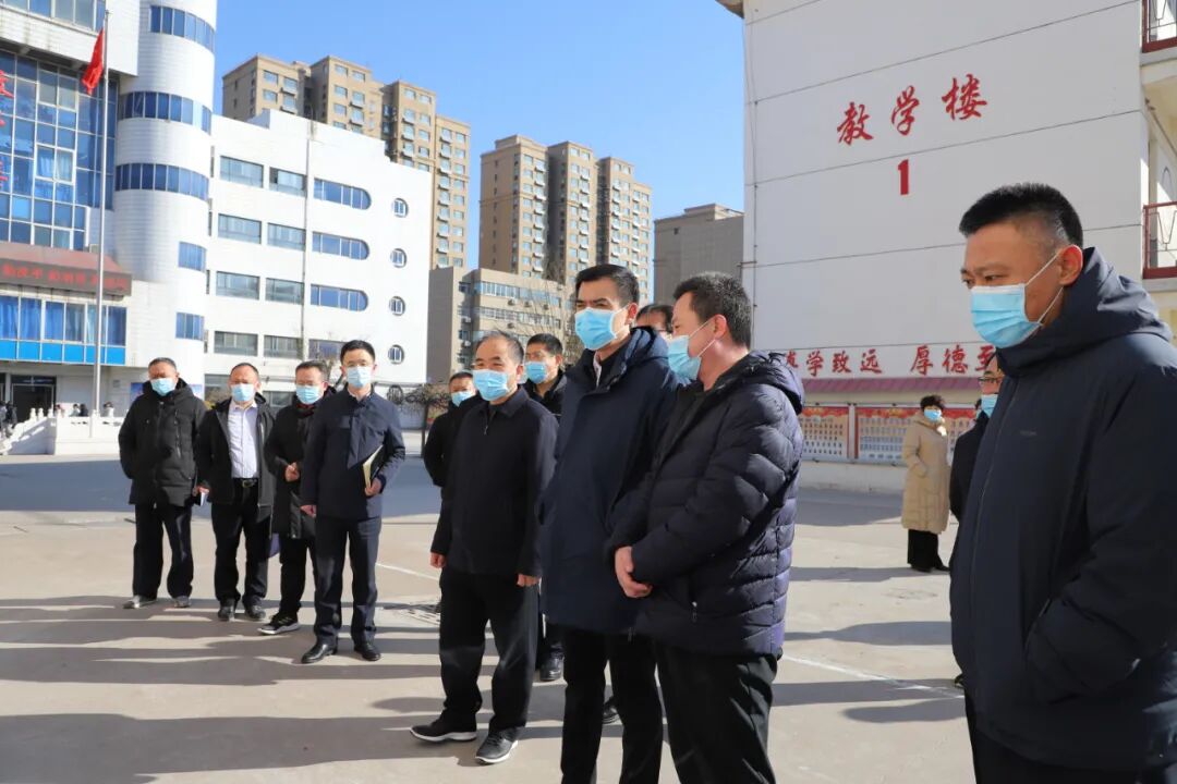 王晓勇先后来到乐陵二中,乐陵一中,乐陵民生职业教育中等专业学校和