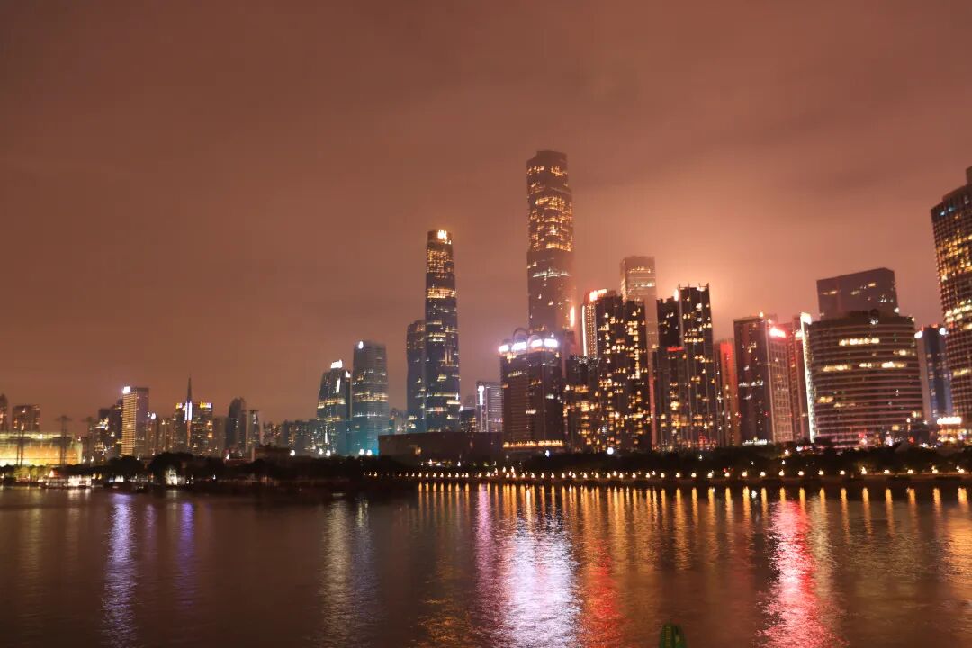 超越深圳湾1号，广州豪宅的新王【广州鹏瑞1号】诞生