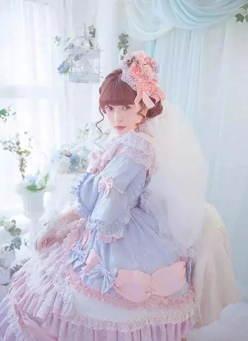 誰説長大就不能穿公主裙 這些穿洛麗塔的女孩將生活過成了你羨慕的樣子 火爆朋友圈 飛樂鳥 微文庫