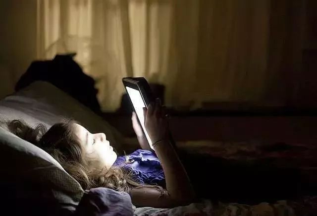 手機、平板電腦和電視哪個最損害青少年視力？ 科技 第4張