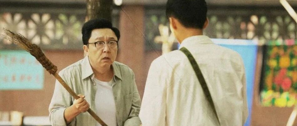 12岁男孩沉迷看片怎么办？这位校长的回答让我自愧不如