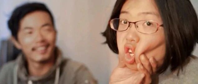 带着200块和绝症女友私奔，这对“不要命”的情侣，却被央视点赞、让董卿落泪……