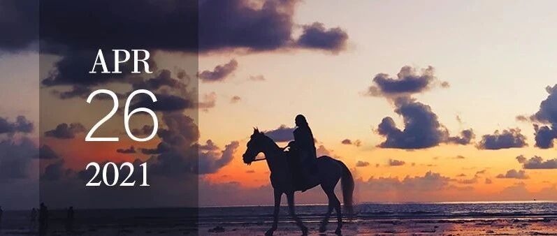 赶路的时候，记得抬头看看月亮