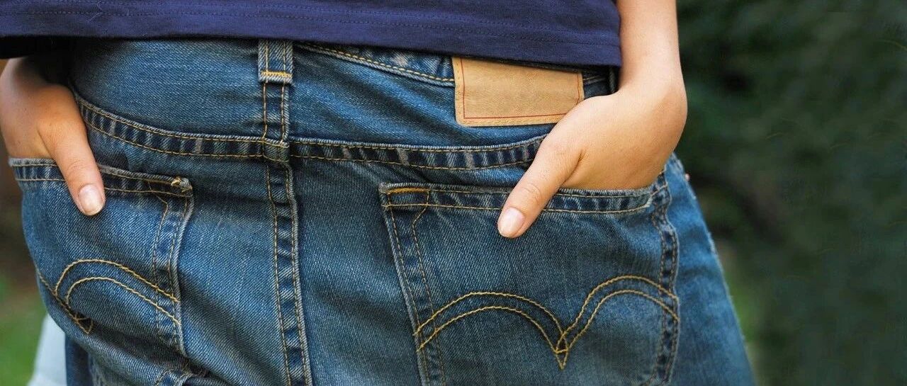 你永远想象不到，男生的裤兜里，到底能掏出什么东西……