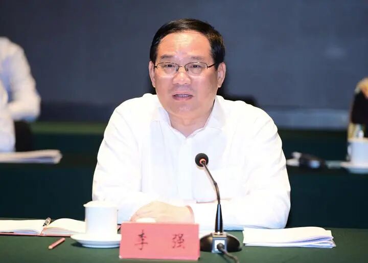 8月14日,上海市委书记李强,市委副书记,市长龚正率队来嘉兴考察交流